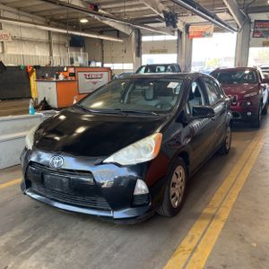 TOYOTA PRIUS C - 1