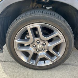 2022 Honda PASSPORT EX-L photo 11