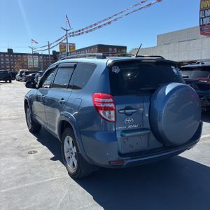 TOYOTA RAV4 - 5
