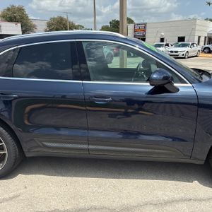 صورة مصغرة 11 لـ 2023 Porsche MACAN T