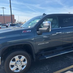 CHEVROLET SILVERADO 2500HD LTZ - 2