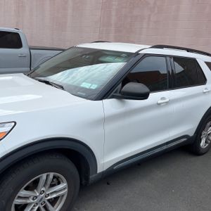 FORD EXPLORER XLT - 2