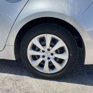 2020 Toyota COROLLA LE — миниатюра 18