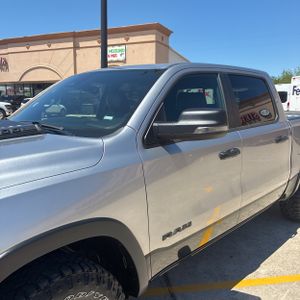 Ram 1500 Rebel Crew Cab 4x4 5'7" Box - 2