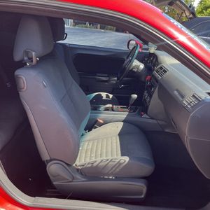 2014 Dodge CHALLENGER SXT 缩略图 32