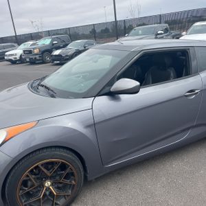 HYUNDAI VELOSTER BASE - 2