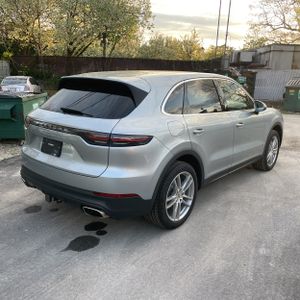 PORSCHE CAYENNE - 8