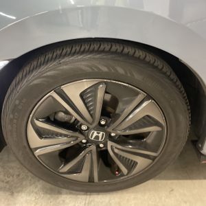 2019 Honda CIVIC EX thumbnail 17