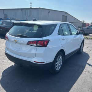 CHEVROLET EQUINOX LS - 8