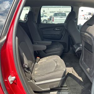 صورة 35 لـ 2012 Chevrolet TRAVERSE LT