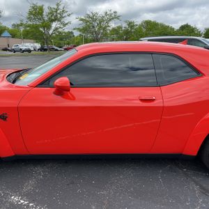 DODGE CHALLENGER - 4