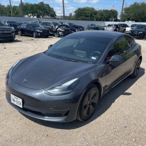 TESLA MODEL 3 BASE - 1