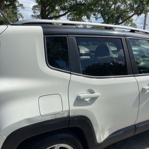 JEEP RENEGADE LIMITED - 9