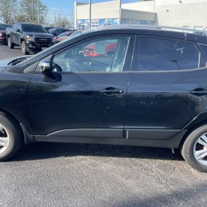 HYUNDAI TUCSON GLS - 4