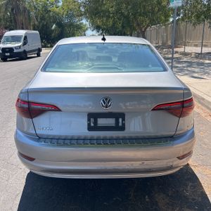 صورة 7 لـ 2020 Volkswagen JETTA S