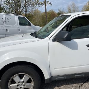 FORD ESCAPE XLT - 2