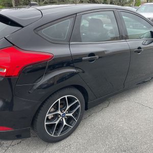 FORD FOCUS SE - 9