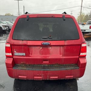 FORD ESCAPE XLT - 7