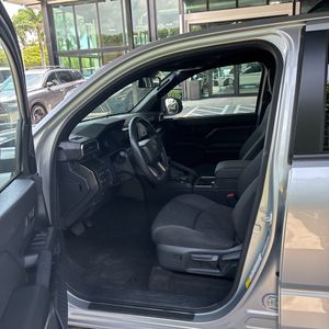 2025 Toyota 4RUNNER SR5 缩略图 31