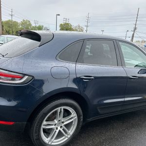 PORSCHE MACAN BASE - 9