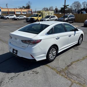 HYUNDAI SONATA HYBRID SE - 8