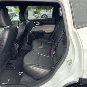 2023 JEEP COMPASS LIMITED thumbnail 34