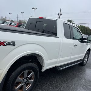 FORD F-150 LARIAT - 9