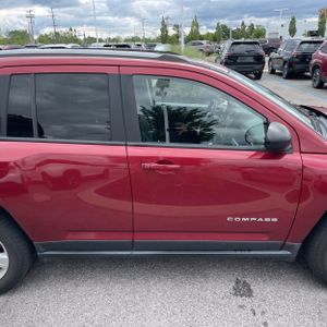 صورة مصغرة 11 لـ 2016 JEEP COMPASS SPORT