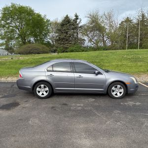 FORD FUSION V6 SE - 10