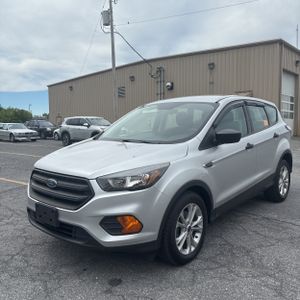 FORD ESCAPE S - 1