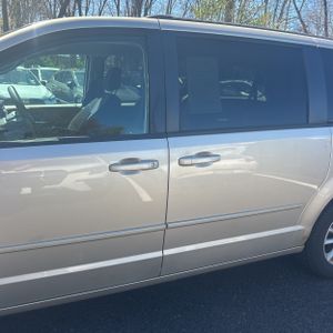 DODGE GRAND CARAVAN - 4