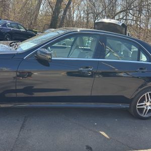 MERCEDES-BENZ E-CLASS - 4