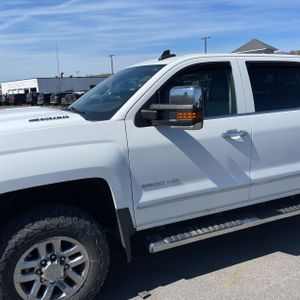 CHEVROLET SILVERADO 2500HD LTZ - 2