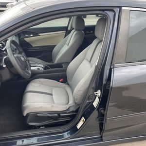 صورة مصغرة 32 لـ 2016 Honda CIVIC LX
