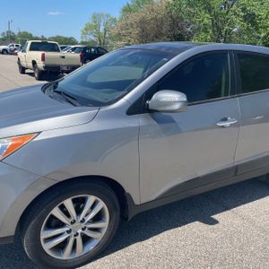 HYUNDAI TUCSON LIMITED - 2