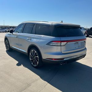 صورة 3 لـ 2020 Lincoln AVIATOR RESERVE