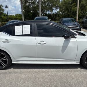 2021 Nissan SENTRA SR — миниатюра 11