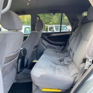 2005 Toyota 4RUNNER SR5 thumbnail 34