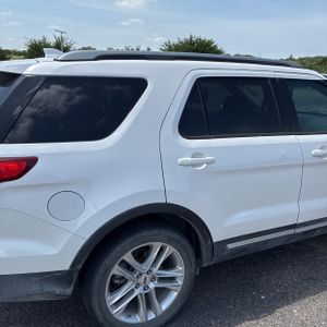 2016 FORD EXPLORER XLT — фото 9