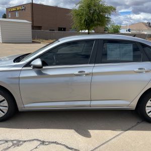 VOLKSWAGEN JETTA S - 4