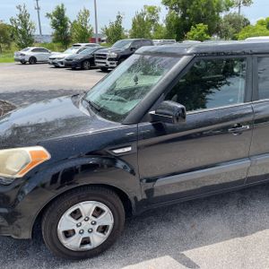 صورة 2 لـ 2013 KIA SOUL BASE