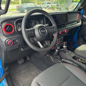 صورة مصغرة 35 لـ 2025 JEEP GLADIATOR RUBICON