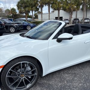 PORSCHE 911 CARRERA CABRIOLET - 2