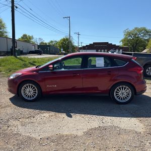 FORD FOCUS ELECTRIC - 3