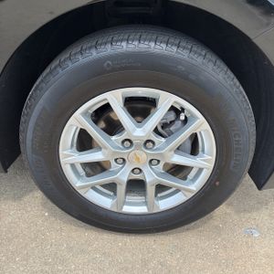 صورة مصغرة 18 لـ 2023 Chevrolet EQUINOX LT