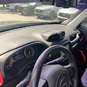 2022 JEEP RENEGADE TRAILHAWK — миниатюра 36