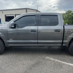 FORD F-150 XLT - 4