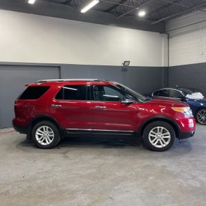 FORD EXPLORER XLT - 10