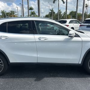صورة مصغرة 11 لـ 2020 Mercedes-BENZ GLA