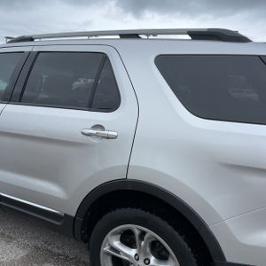 FORD EXPLORER LIMITED - 5